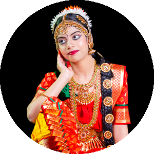 Saranya Round Bio Pic